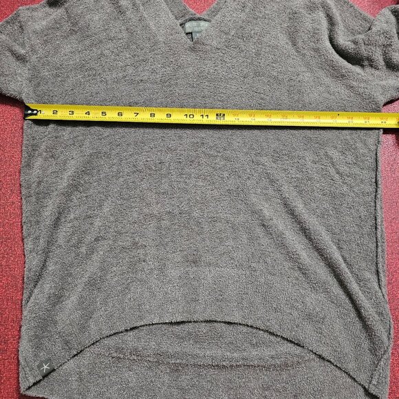 Barefoot Dreams Sweater M CozyChic Lite Lounge Pullover Carbon Gray V-Neck Comfy - Picture 7 of 10